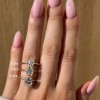pierscionek-solitaire-forever-moissanit-1_5ct-szlif-owalny-na-palcu-srebo-hariets.jpg