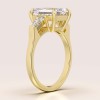 pierscionek-zareczynowy-trinity-moissanit-4ct-szlif-szmaragdowy-bok-zolte-zloto-florence-hariets.jpg