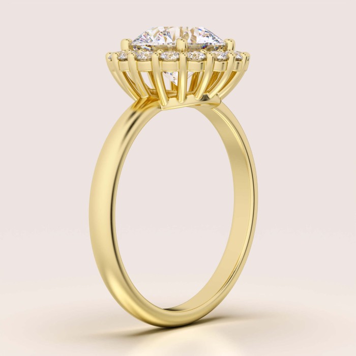 pierscionek-zareczynowy-vintage-moissanit-2ct-szlif-brylantowy-bok-zolte-zloto-daisy-hariets.jpg