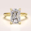 pierscionek-zareczynowy-royal-stones-moissanit-5ct-szlif-radiant-srebro-pozlacane-avalon-hariets.jpg