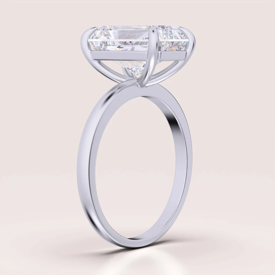 pierscionek-zareczynowy-royal-stones-moissanit-5ct-szlif-radiant-srebro-zloto-avalon-hariets.jpg