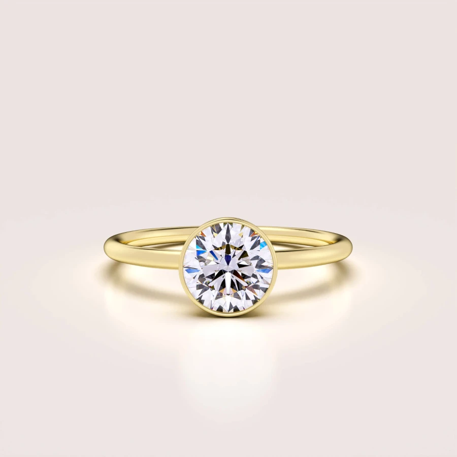 pierscionek-zareczynowy-bezel-hope-moissanit-1ct-szlif-brylantowy-srebro-pozlacane-hariets.jpg