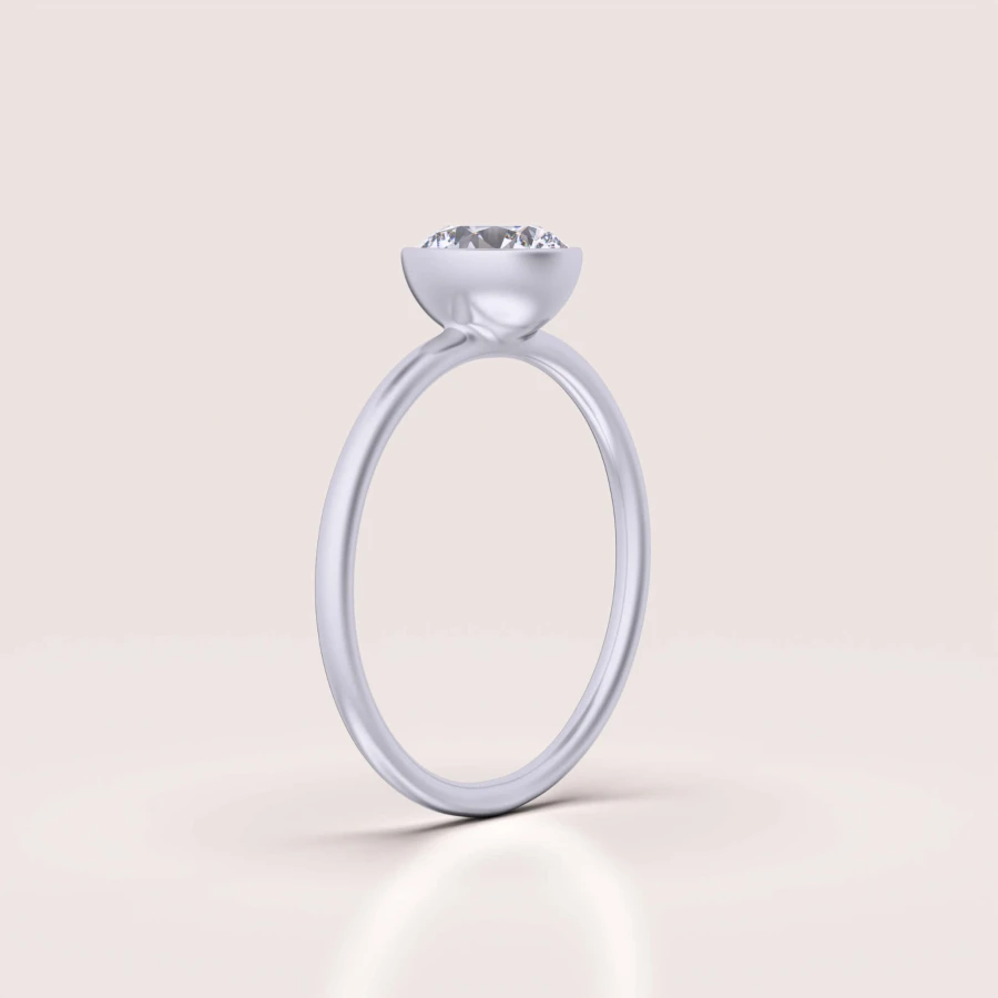 pierscionek-zareczynowy-bezel-hope-moissanit-1ct-szlif-brylantowy-bok-srebro-hariets.jpg