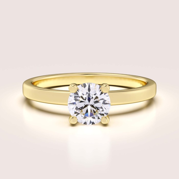 pierscionek-zareczynowy-solitaire-flare-moissanit-0-5ct-szlif-btylantowy-zolte-zloto-hariets.jpg