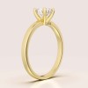 pierscionek-zareczynowy-solitaire-flare-moissanit-0-5ct-szlif-btylantowy-bok-zolte-zloto-hariets.jpg