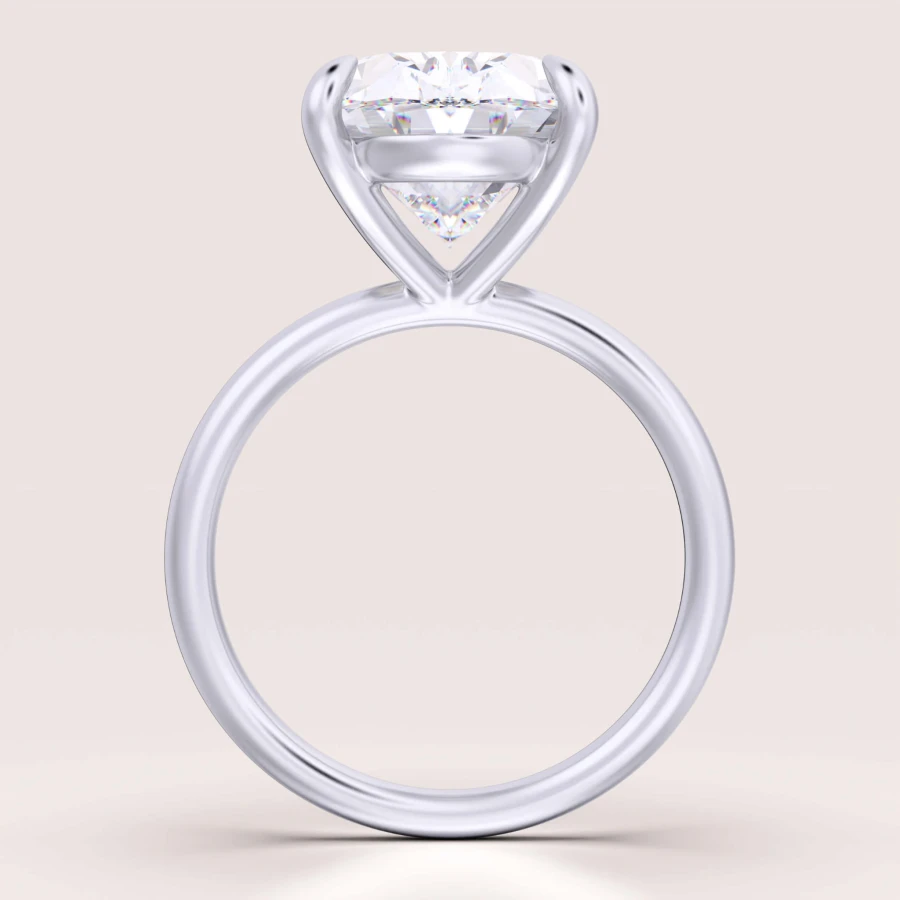 pierscionek-zareczynowy-royal-srones-moissanit-5ct-szlif-owalny-front-srebro-bella-hariets.jpg