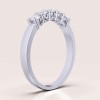 obraczka-z-piecioma-moissanitami-0-5ct-szlif-brylantowy-bok-srebro-bangle-hariets.jpg