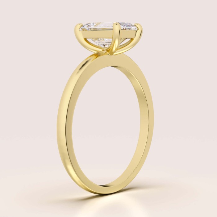pierscionek-zareczynowy-solitaire-verity-diament-laboratoryjny-1ct-szlif-szmaragdowy-bok-zolte-zloto-hariets.jpg