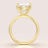 pierscionek-zareczynowy-royal-srones-moissanit-5ct-szlif-owalny-front-zolte-zloto-bella-hariets.jpg