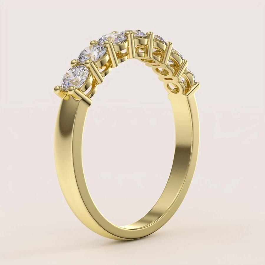 obraczka-z-siedmioma-moissanitami-0-7ct-szlif-brylantowy-bok-zolte-zloto-bangle-hariets.jpg
