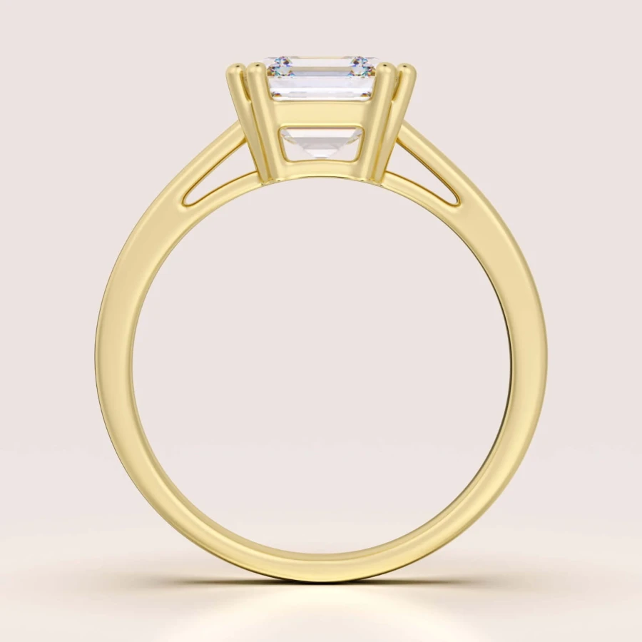 pierscionek-zareczynowy-solitaire-dazzle-moissanit-1ct-szlif-asscher-front-zolte-zloto-hariets.jpg