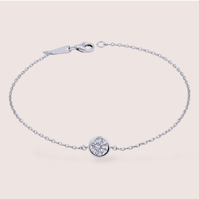 bransoletka-z-moissanitem-1ct-biale-zloto-hariets.jpg