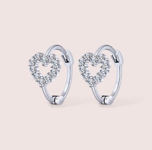 Kolczyki z moissanitami w kształcie serduszek -  Amor srebro 925