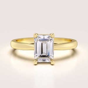 Pierścionek zaręczynowy z moissanitem w 24h szlif szmaragdowy – Rapture złoto 585