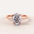 pierscionek-zareczynowy-solitaire-moissanit-2ct-szlif-owalny-hidden-halo-rozowe-zloto-noelle-hariets.jpg