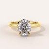 pierscionek-zareczynowy-solitaire-diament-laboratoryjny-2ct-szlif-owalny-hidden-halo-zolte-zloto-noelle-hariets.jpg