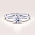 pierscionek-zareczynowy-the-one-diament-laboratoryjny-igi-0-5ct-szlif-brylatowy-biale-zloto-hariets.jpg