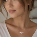 naszyjnik-srebrny-z-moissanitami-serce-znak-nieskoczonosci-always-hariets-na-modelce.jpg