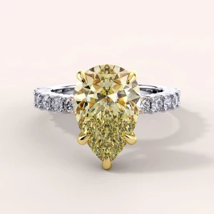 Pierścionek zaręczynowy Halo z moissanitem ok. 2.5 ct szlif gruszka - Julie złoto 585